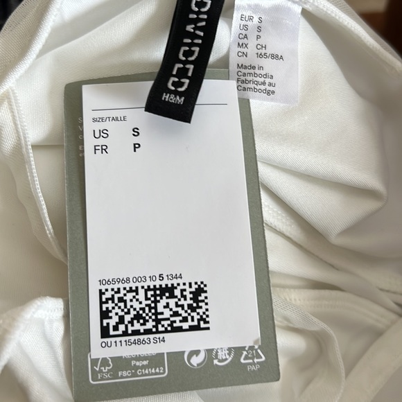 DIVIDED H&M Dress  Scrunched White Lined Size Small New with tags - Picture 7 of 7